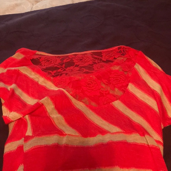 Top - Picture 3 of 3